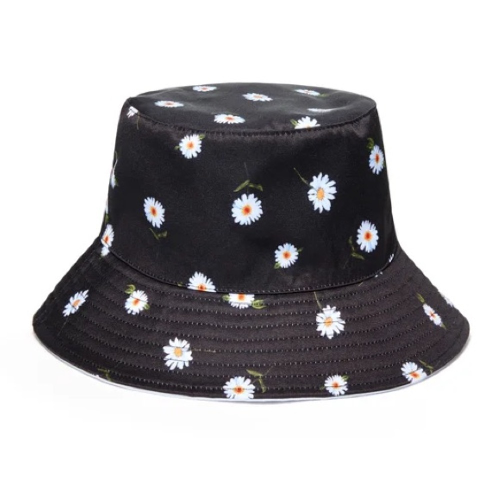 Alice + Olivia Reversible Bucket Hat